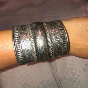 2 bracelets - buy 1 get 1 free!!